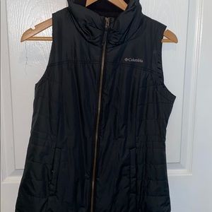 Columbia vest